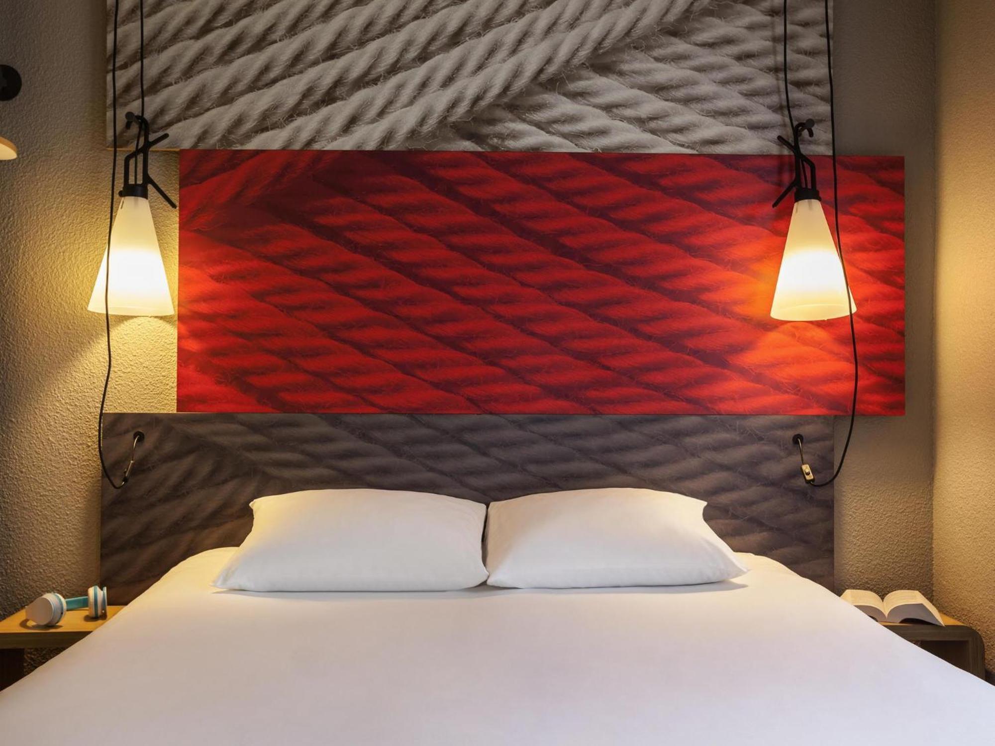 Hotel Ibis Gare De L'est Tgv 3*